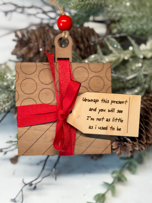 Watch Me Grow Present Ornament